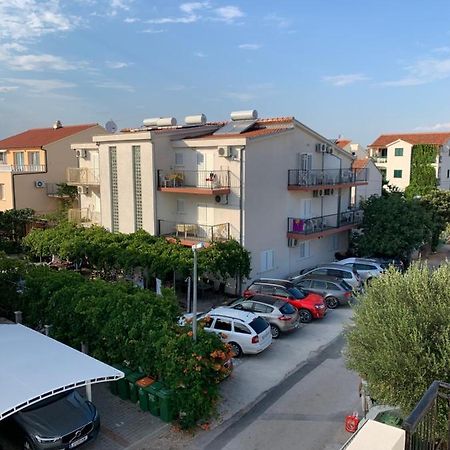 Apartmani Dzapo Srima Bagian luar foto