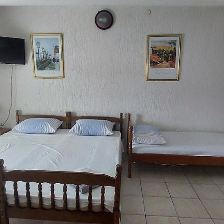 Apartmani Dzapo Srima Bagian luar foto