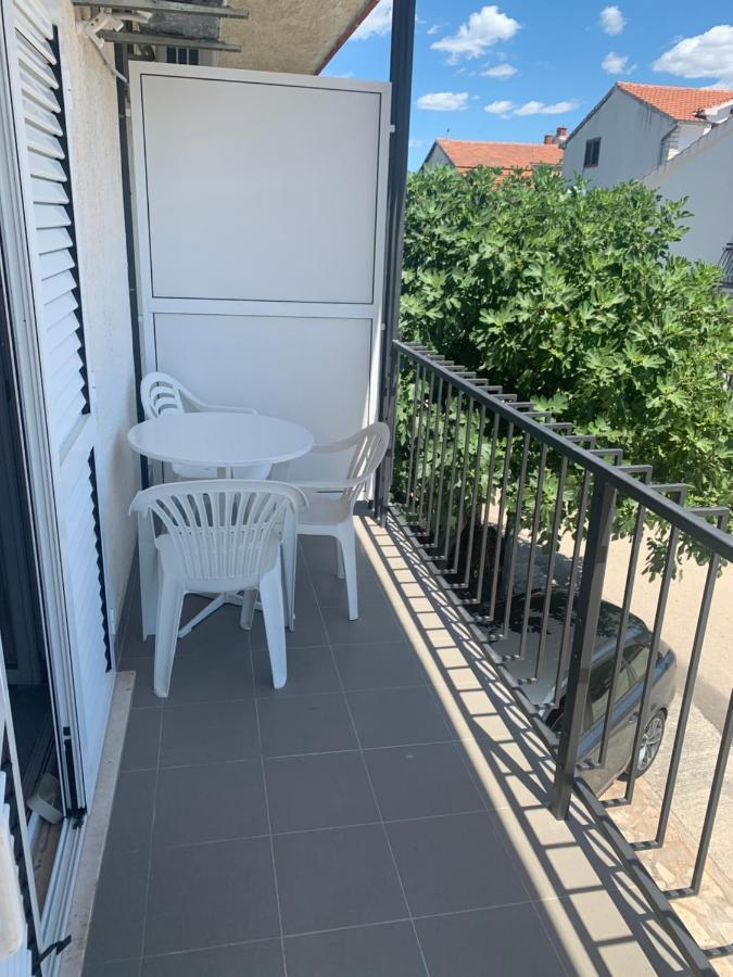 Apartmani Dzapo Srima Bagian luar foto